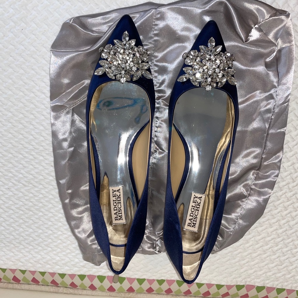 Badgley Mischka Kitten Heels
